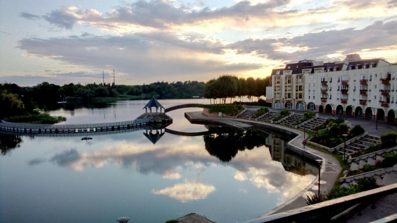 Vue Exceptionnelle Sur Le Lac Créteil Eksteriør bilde