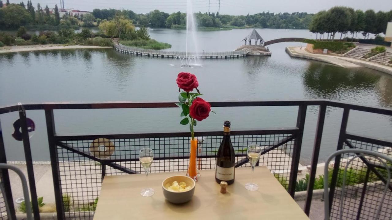 Vue Exceptionnelle Sur Le Lac Créteil Eksteriør bilde